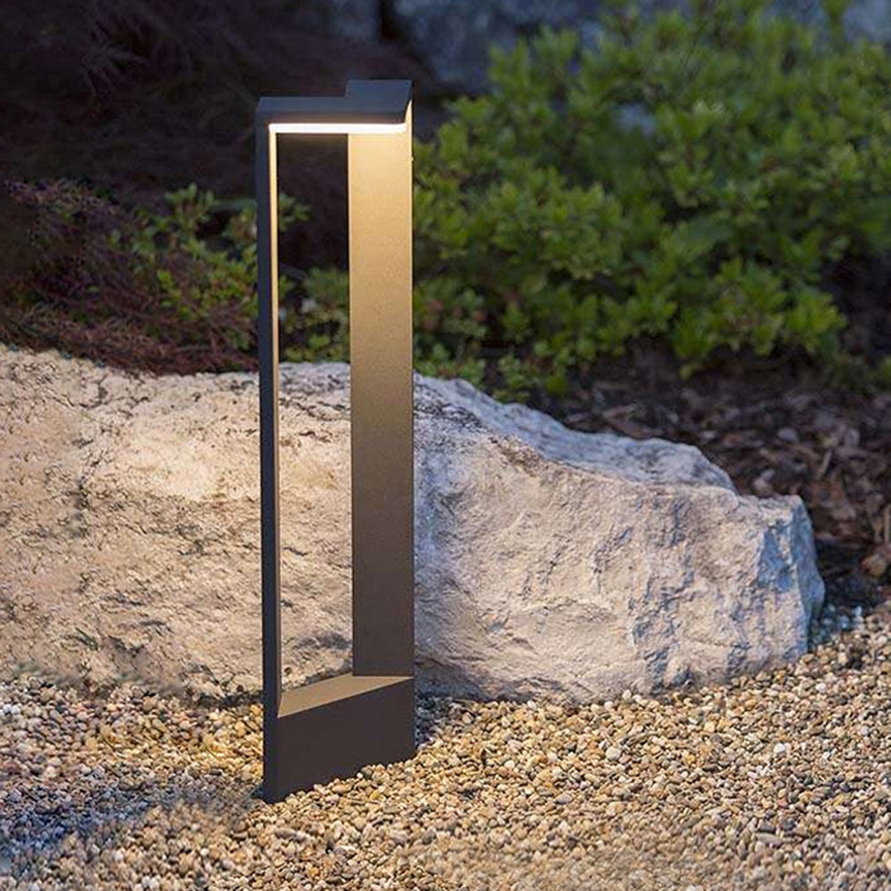 Ray Minimalist Metal Right-angle Shaped Outdoor Path Light, Black - Neutral Decor