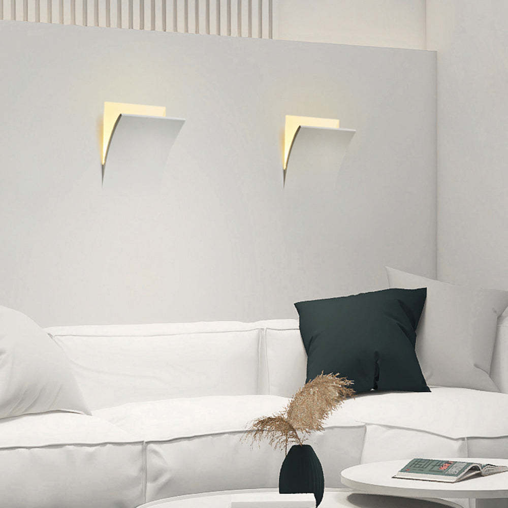 Aria Modern Recessed Metal/Plaster LED Wall Lamp, White - Neutral Decor