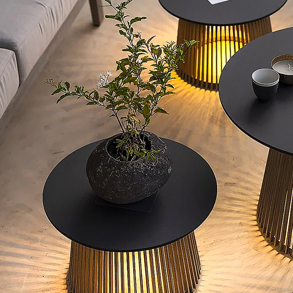 Ray Table Metal Rechargeable/Solar Metal&Acrylic Outdoor Floor Lamp - Neutral Decor
