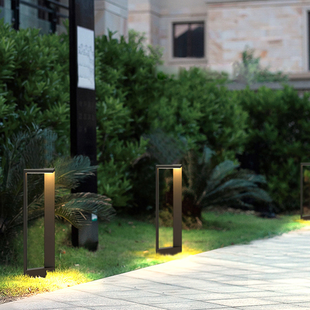 Ray Minimalist Metal Right-angle Shaped Outdoor Path Light, Black - Neutral Decor
