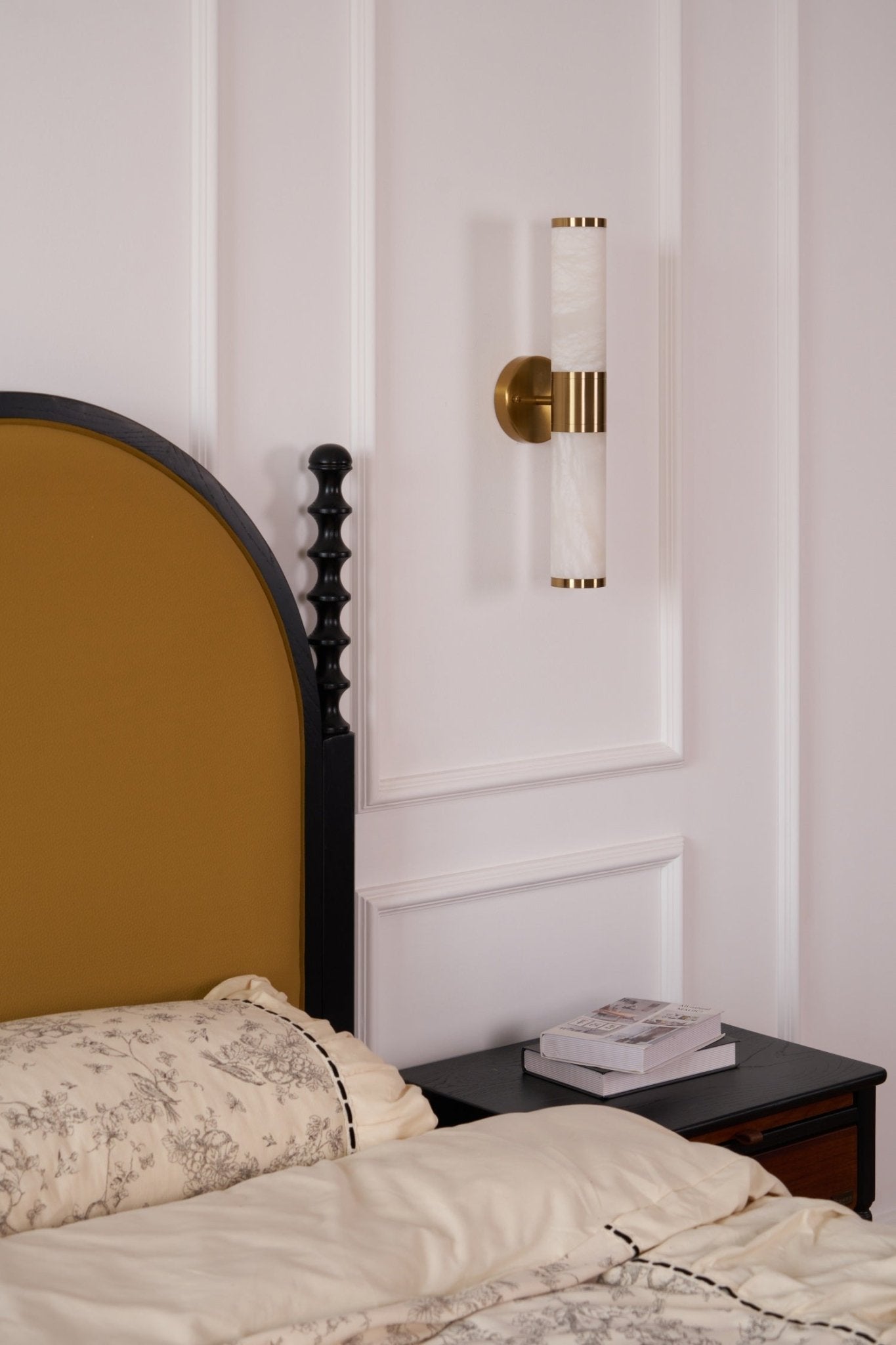 Tira Minimalist Alabaster Wall Lamp-Neutral Decor