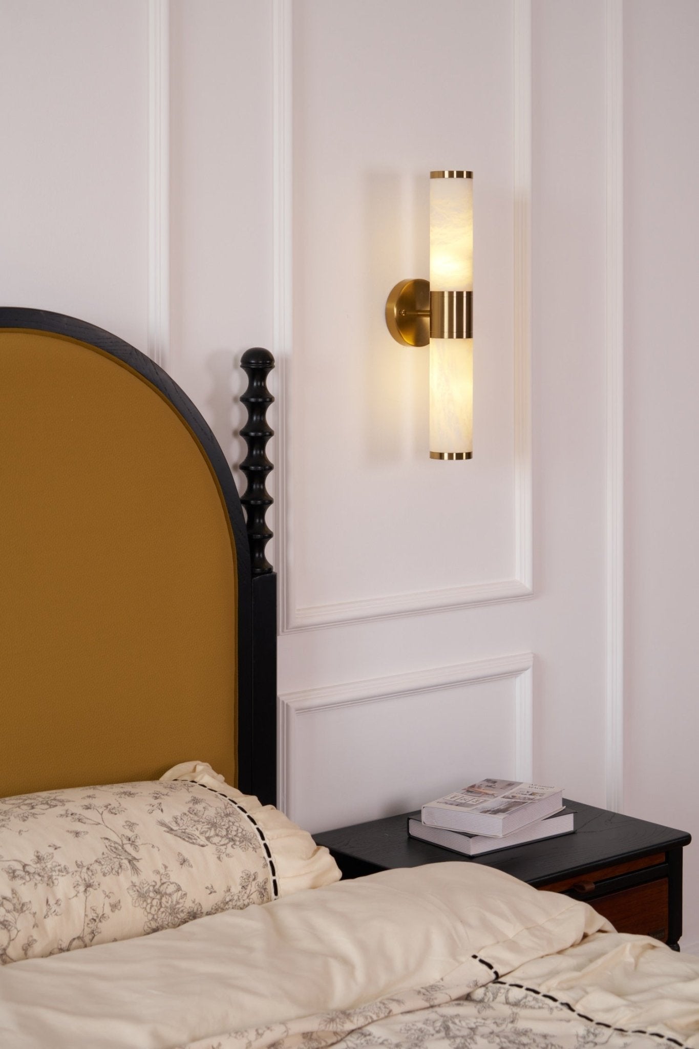 Tira Minimalist Alabaster Wall Lamp-Neutral Decor