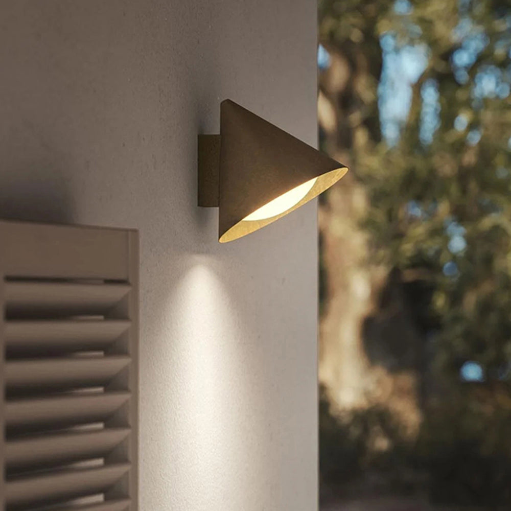 Ray Modern Minimalist Cone Metal Outdoor Waterproof Wall Lamp，Black/Gold - Neutral Decor