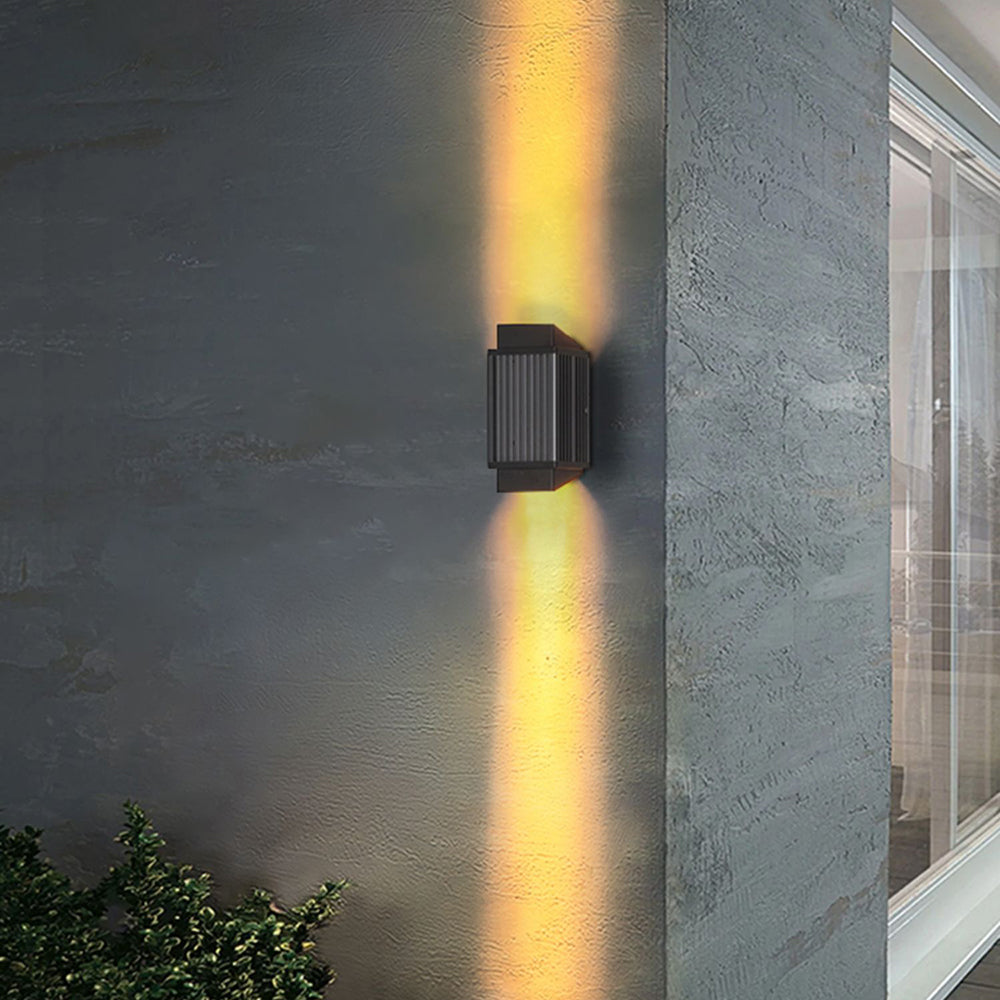 Ray Modern Round/Rectangular Metal/Acrylic Outdoor Wall Lamp, Black - Neutral Decor