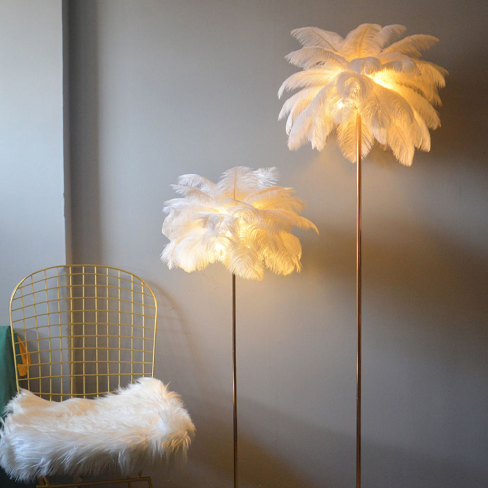 O'Moore Modern Natural Ostrich Feather Gold-plated Floor Lamp - Neutral Decor