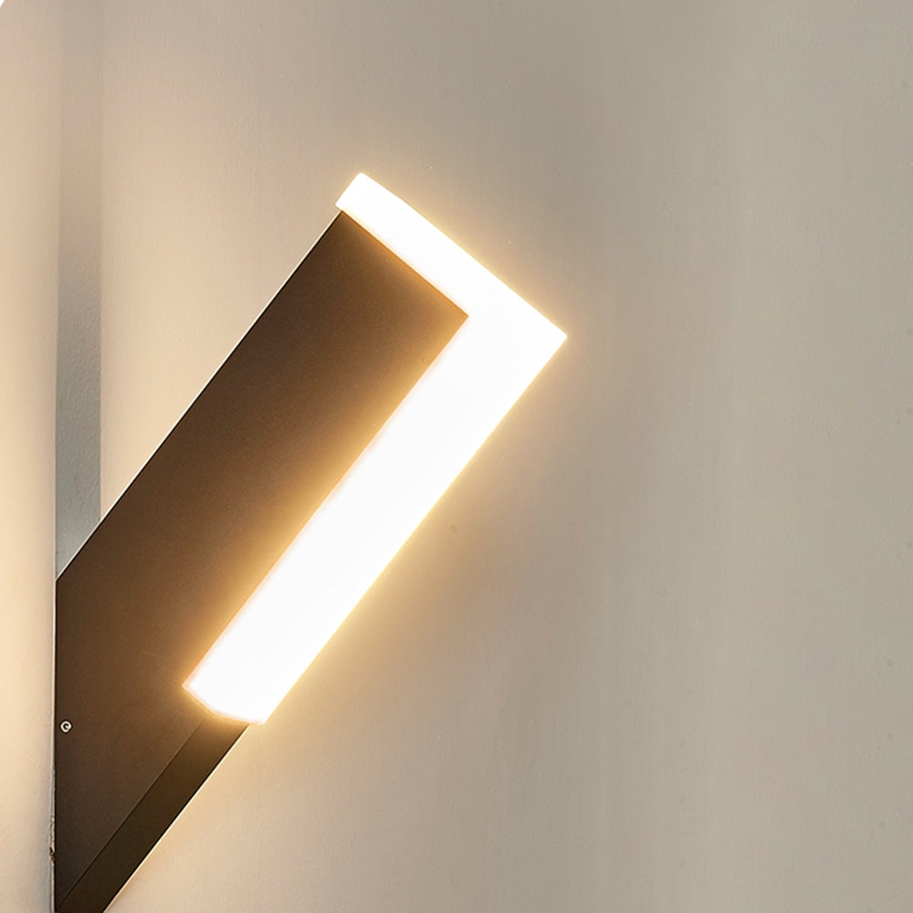 Ray Modern Geometric Acrylic Outdoor Wall Lamp, Black - Neutral Decor