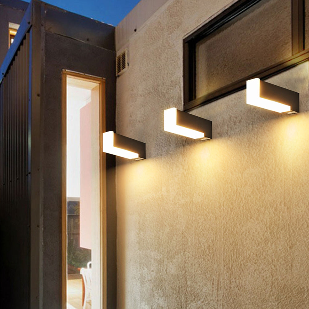 Ray Modern Geometric Acrylic Outdoor Wall Lamp, Black - Neutral Decor