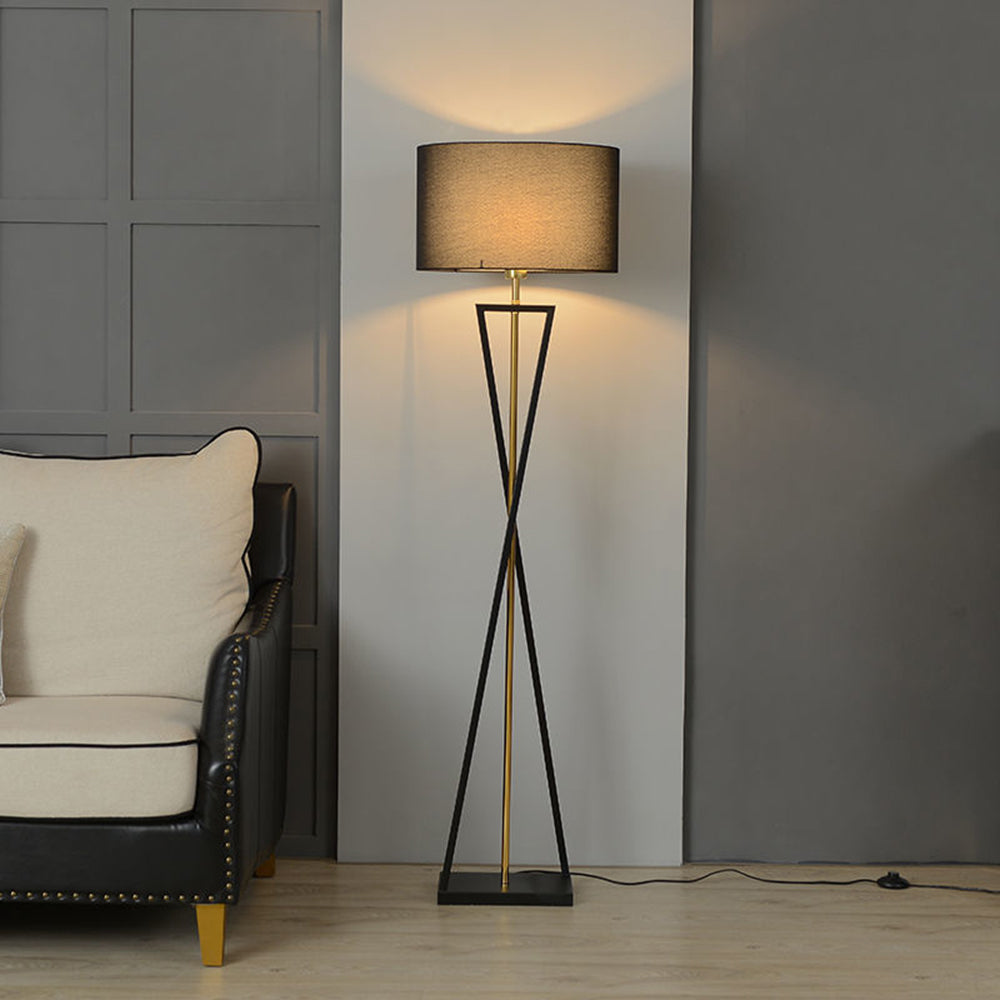 Baines Tripod Floor Lamp, Black & Flaxen, L 158CM - Neutral Decor