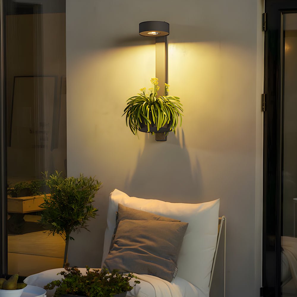 Mecy Solar Mounted Plant Stand Steel Outdoor Wall Light