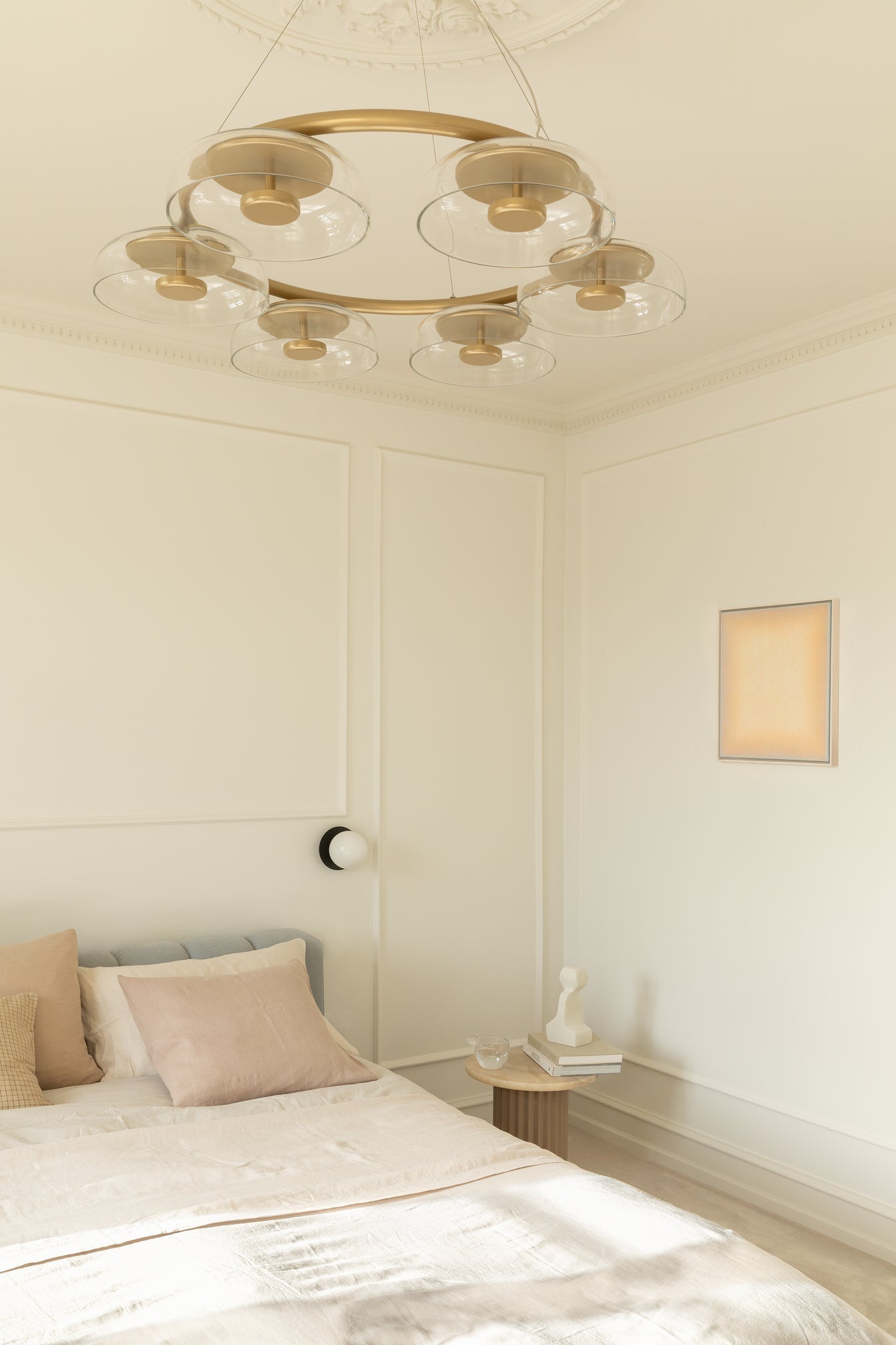 Aethera Circular Glass Chandelier-Neutral Decor