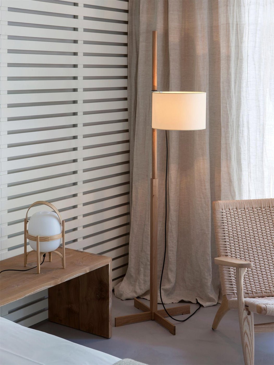 Jex Wood Fabric Floor Lamp-Neutral Decor