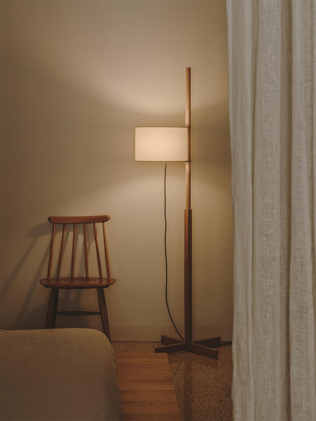 Jex Wood Fabric Floor Lamp-Neutral Decor