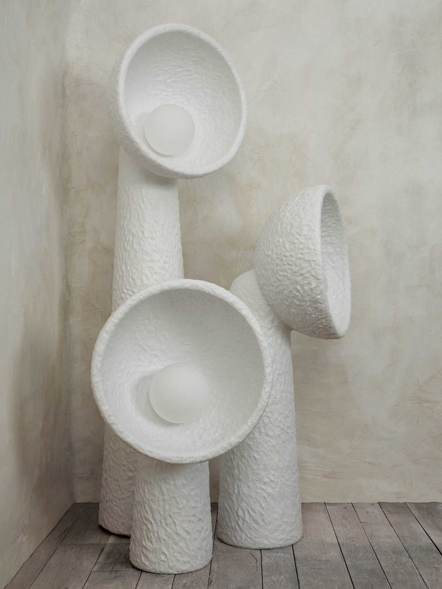 Ernionis Textured Ceramic Floor Lamp-Neutral Decor