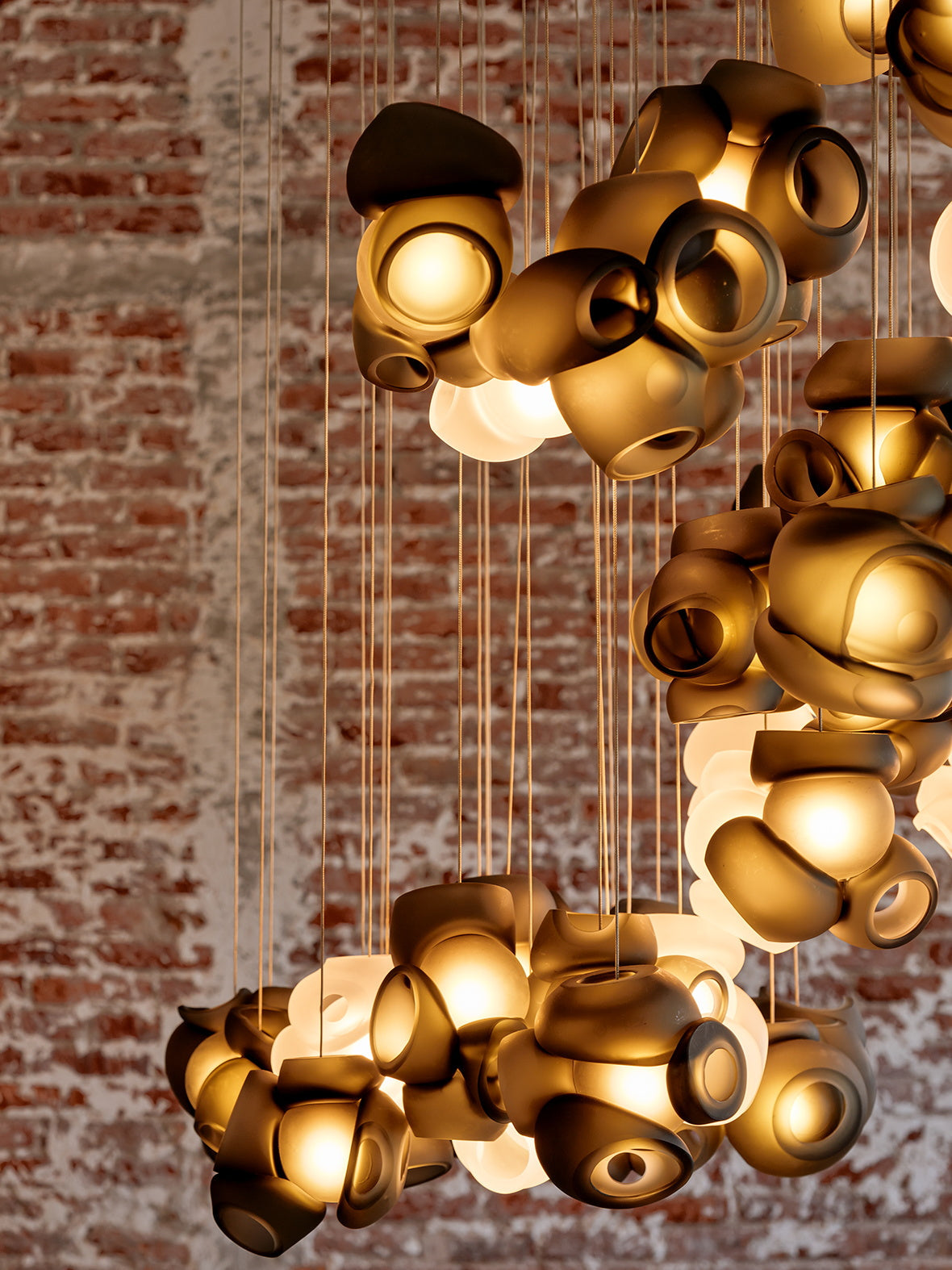Ushaor Pendant Light