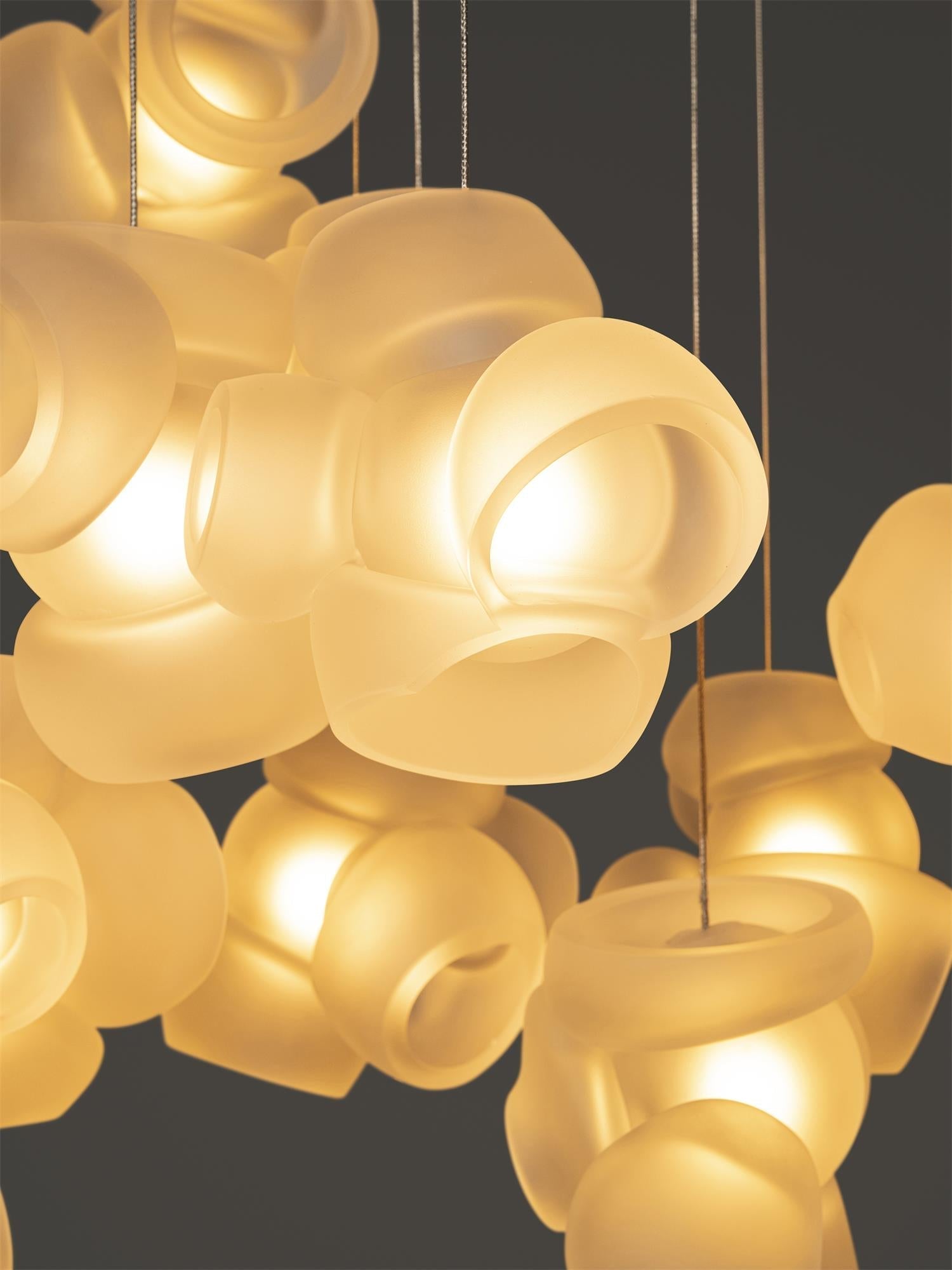 Ushaor Pendant Light