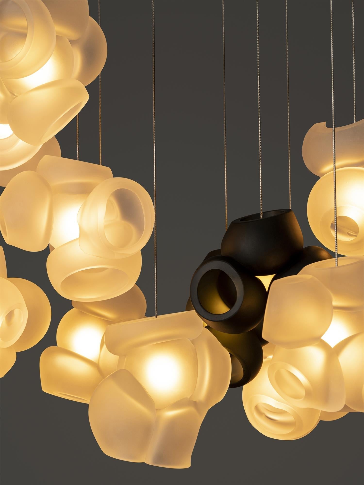 Ushaor Pendant Light