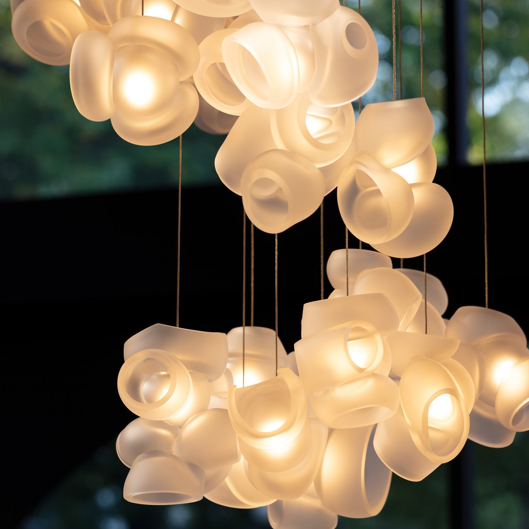 Ushaor Pendant Light