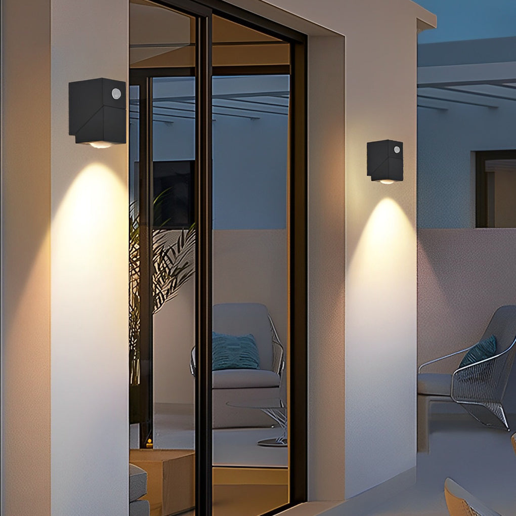 Priilla Motion Sensor Outdoor Wall Lamp