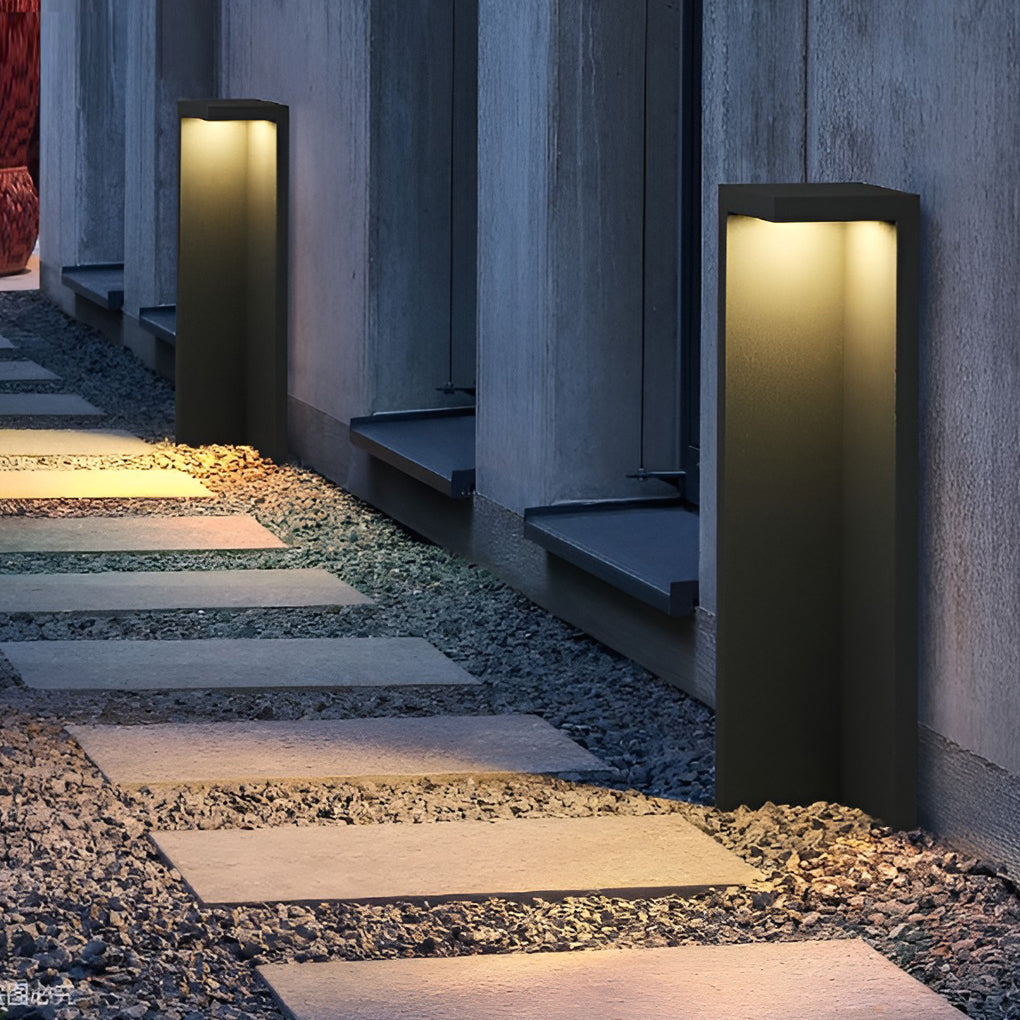 Fredy Rectangular Fixture Modern Glass Outdoor Path Light