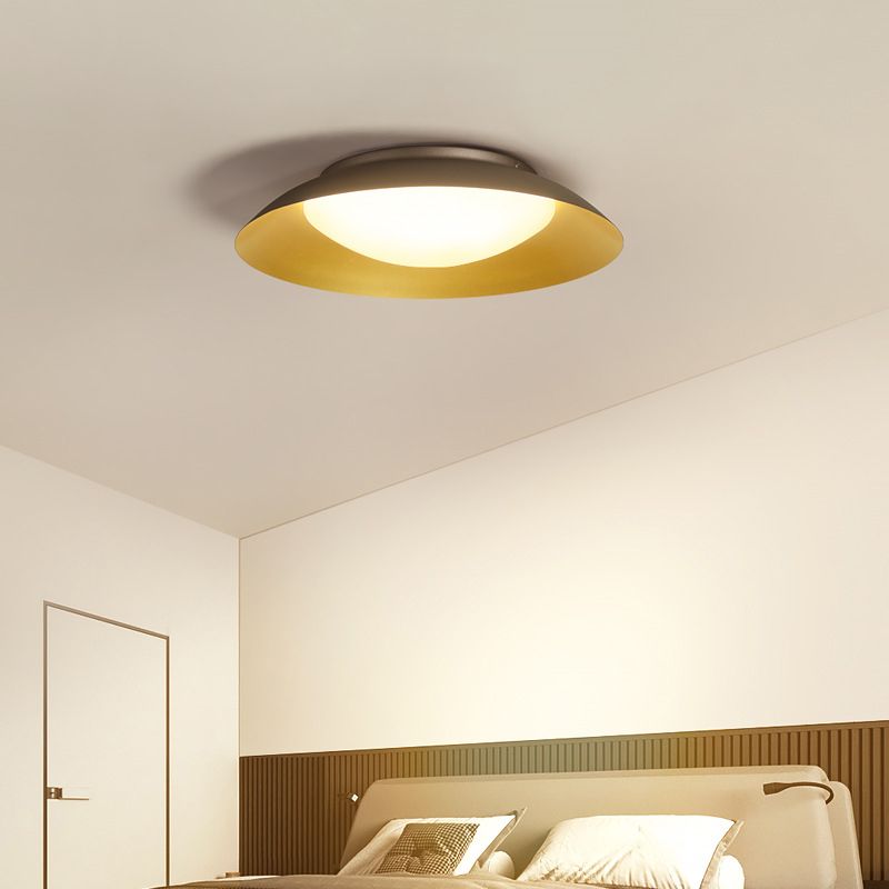 Arisha Round Metal Flush Mount Ceiling Light, Brass - Neutral Decor