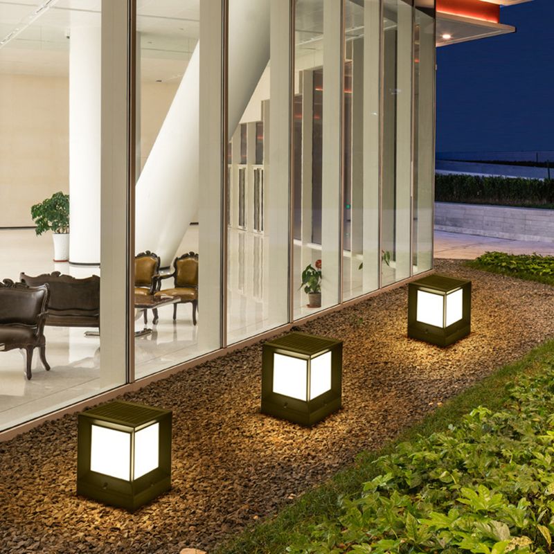 Ray Modern Simple Rectangle Metal Outdoor Floor Lamp, Black - Neutral Decor