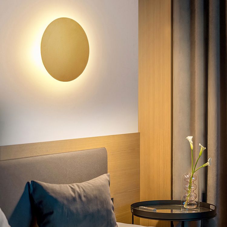 Arisha Minimalist Round Wall Mounted Lamp, Metal, Bedside/Living Room - Neutral Decor