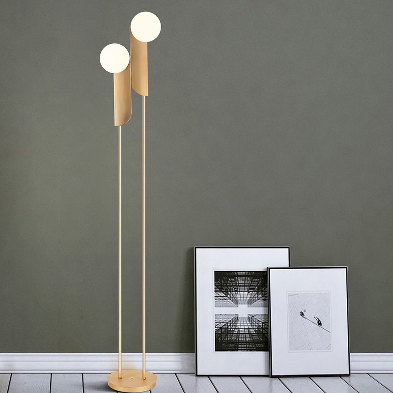 Salgado Minimalist Gold Floor Lamp, Metal, Living room - Neutral Decor