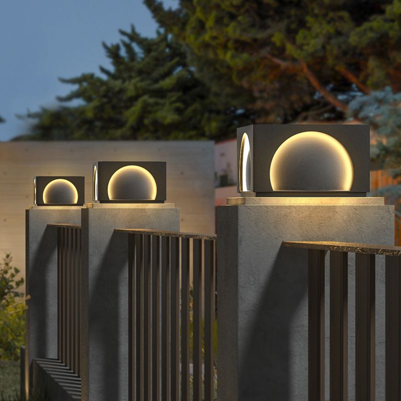 Ray Modern Rectangular Metal Outdoor Lamps Post, Black - Neutral Decor