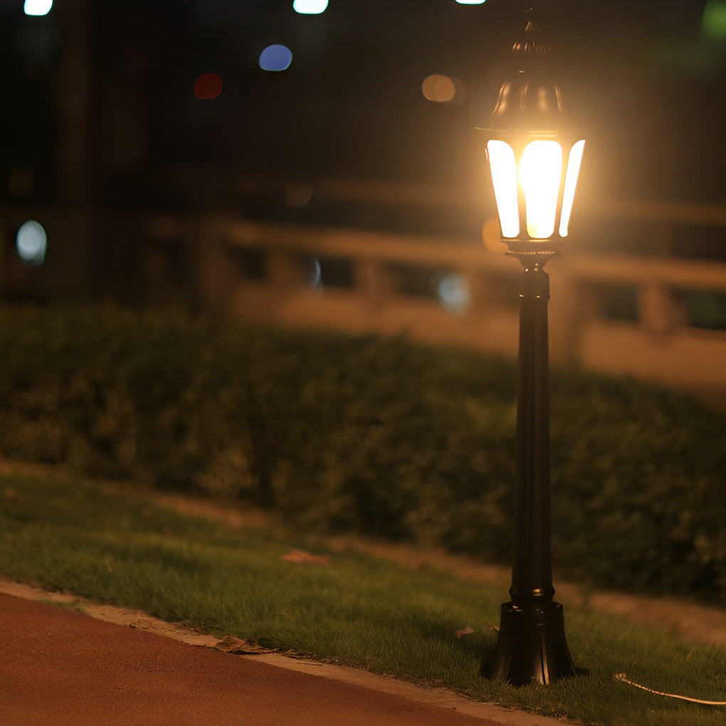Henry Elegant European LED Outdoor Pathway Lamp