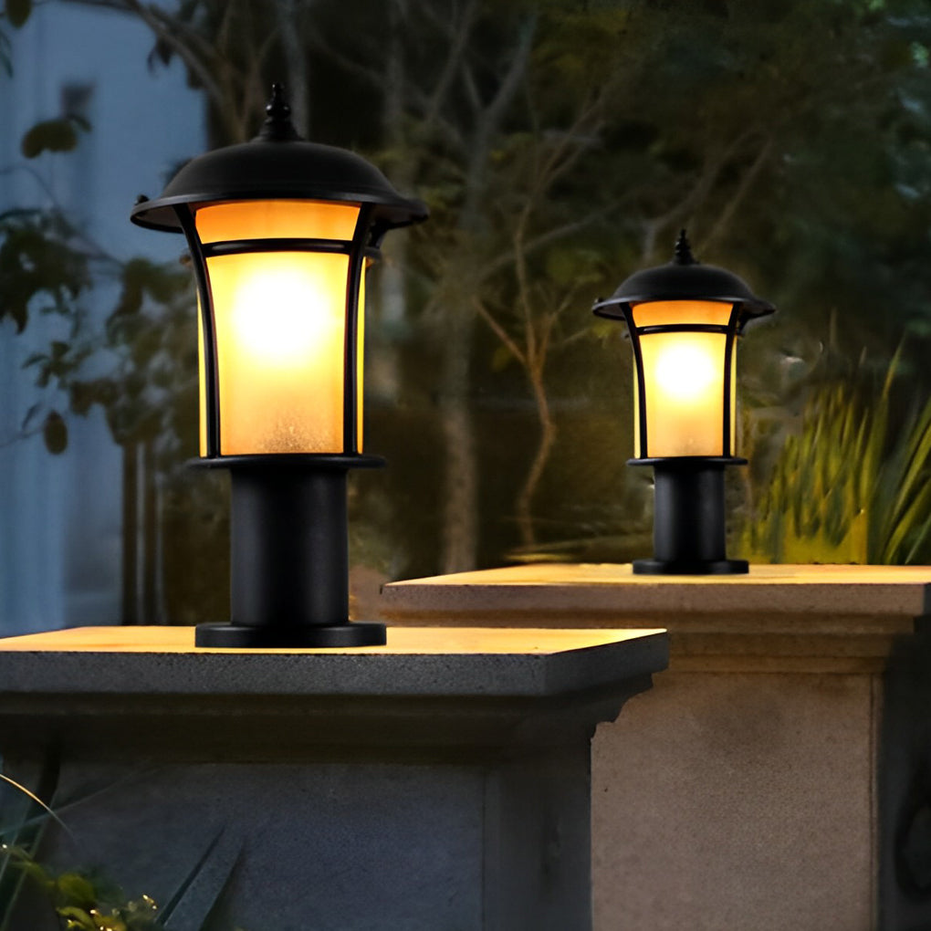 Rhean Classic Old England-Style LED Glass Outdoor Lamp