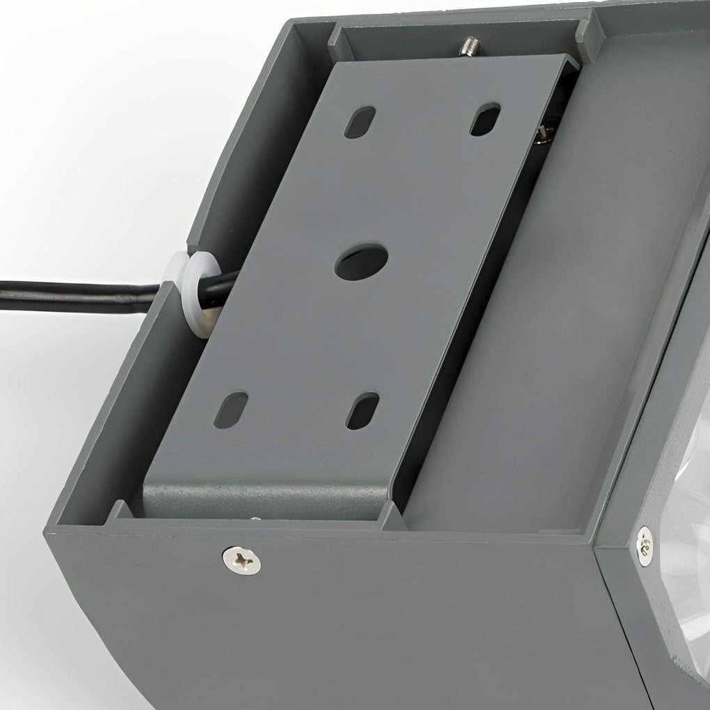 Gifford LED Classic Modern Outdoor Wall Lamp