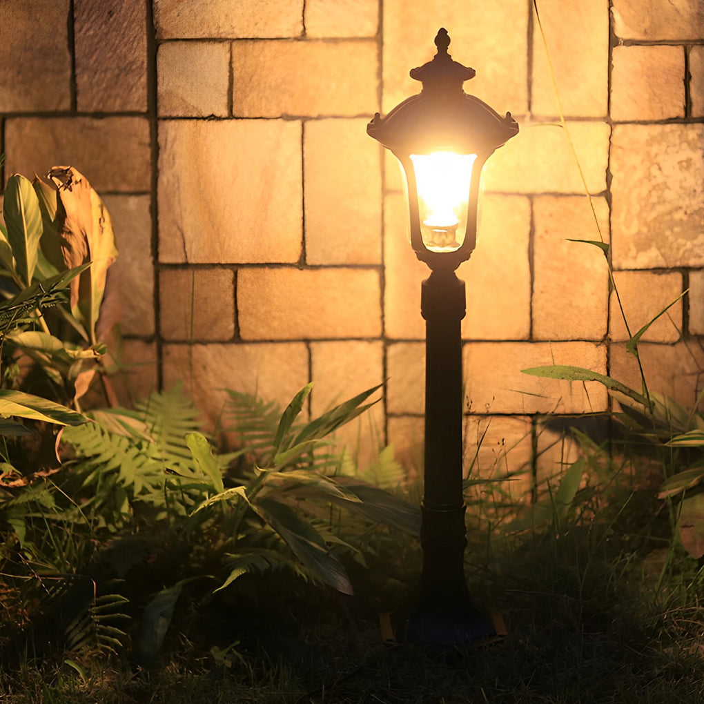Nor Vintage Classic LED Outdoor Lawn Post Light