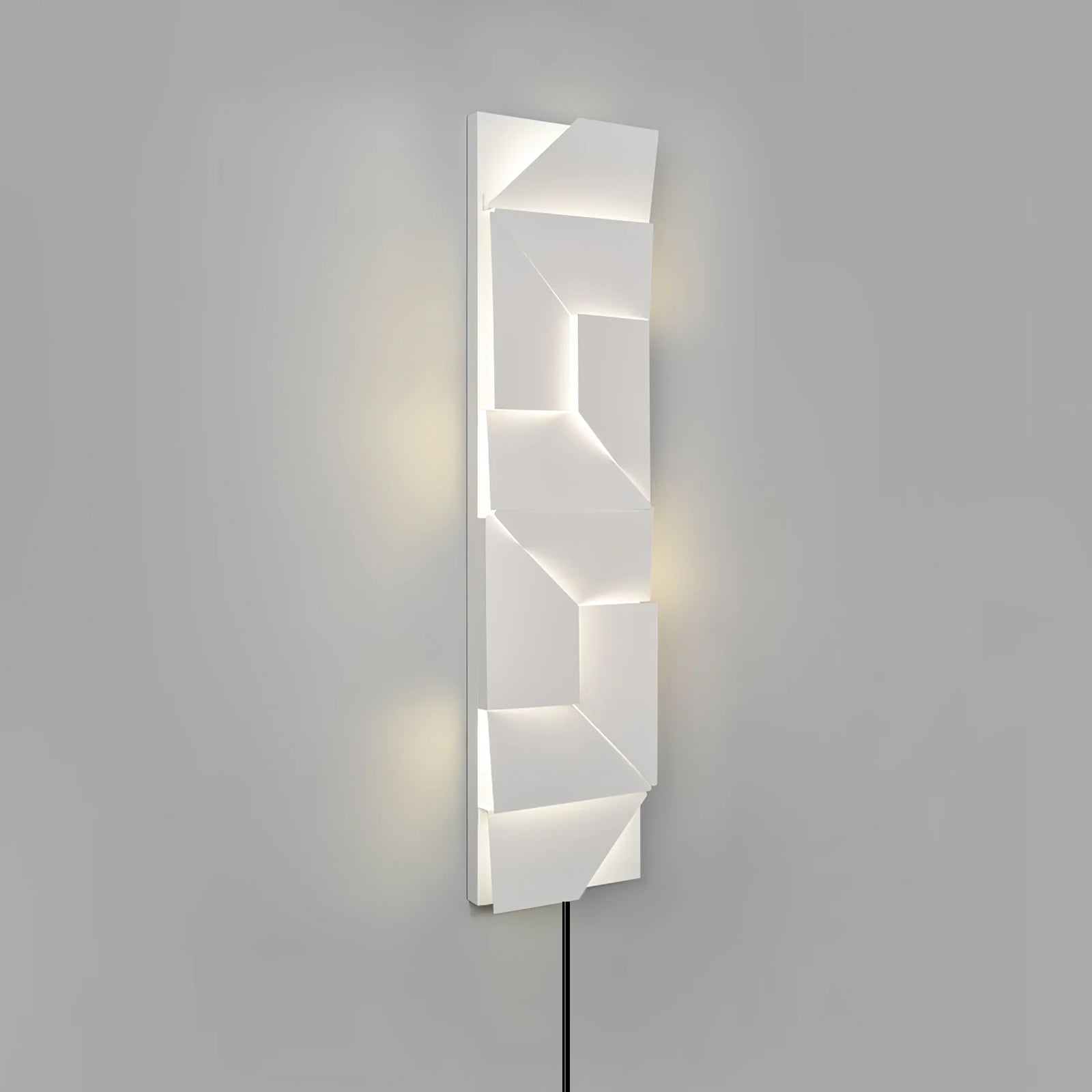 Arthaen Shadows Grand Sconce Wall lamp-Neutral Decor