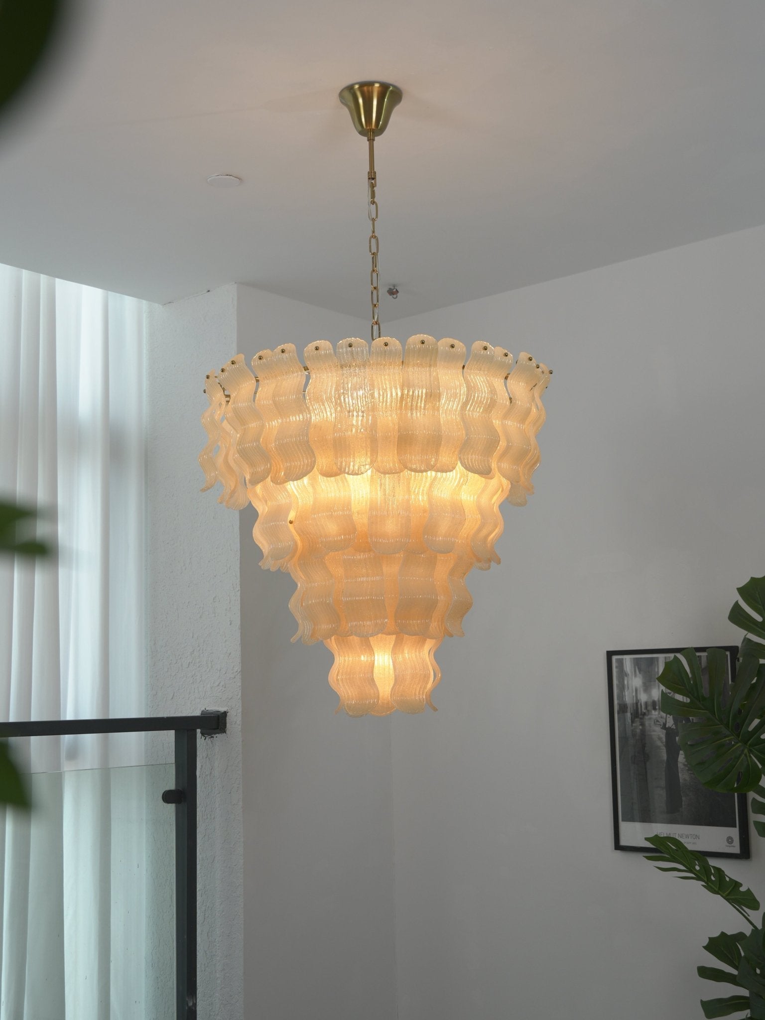 Borzi Yellow Glass Leaf Luxurious Chandelier-Neutral Decor