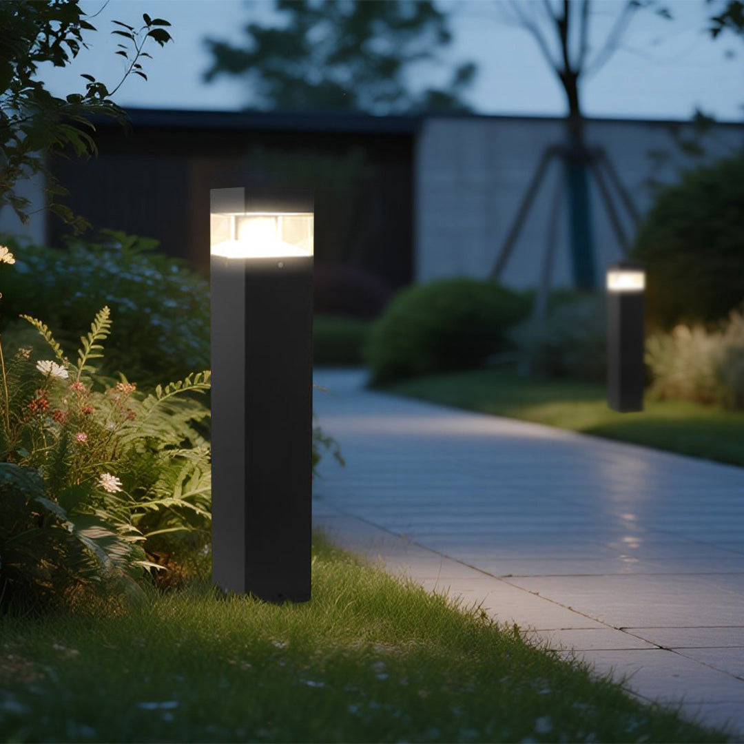 Elsiyy Minimalist Nordic Outdoor Lawn Pole Light