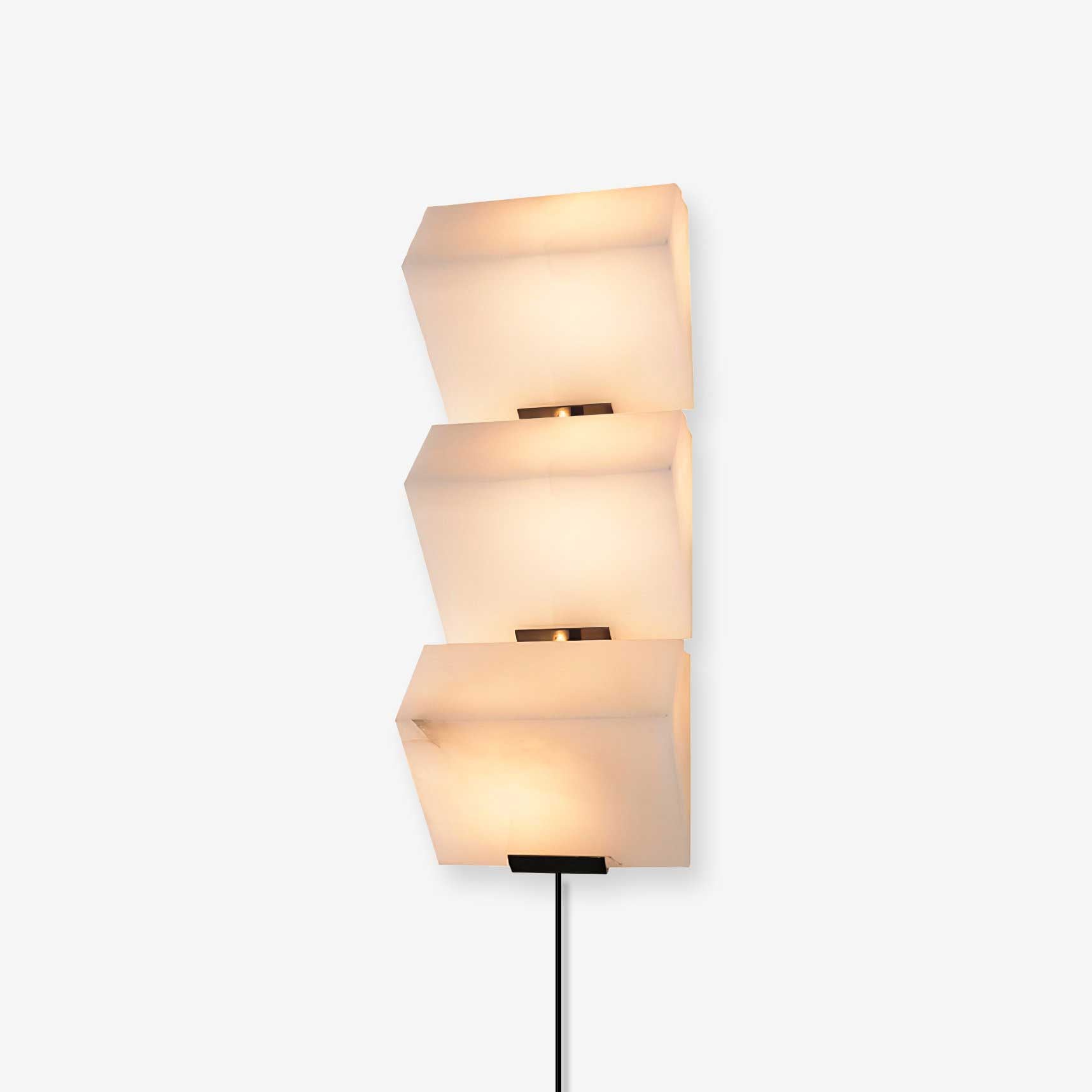 Dione Alabaster Wall Lamp-Neutral Decor