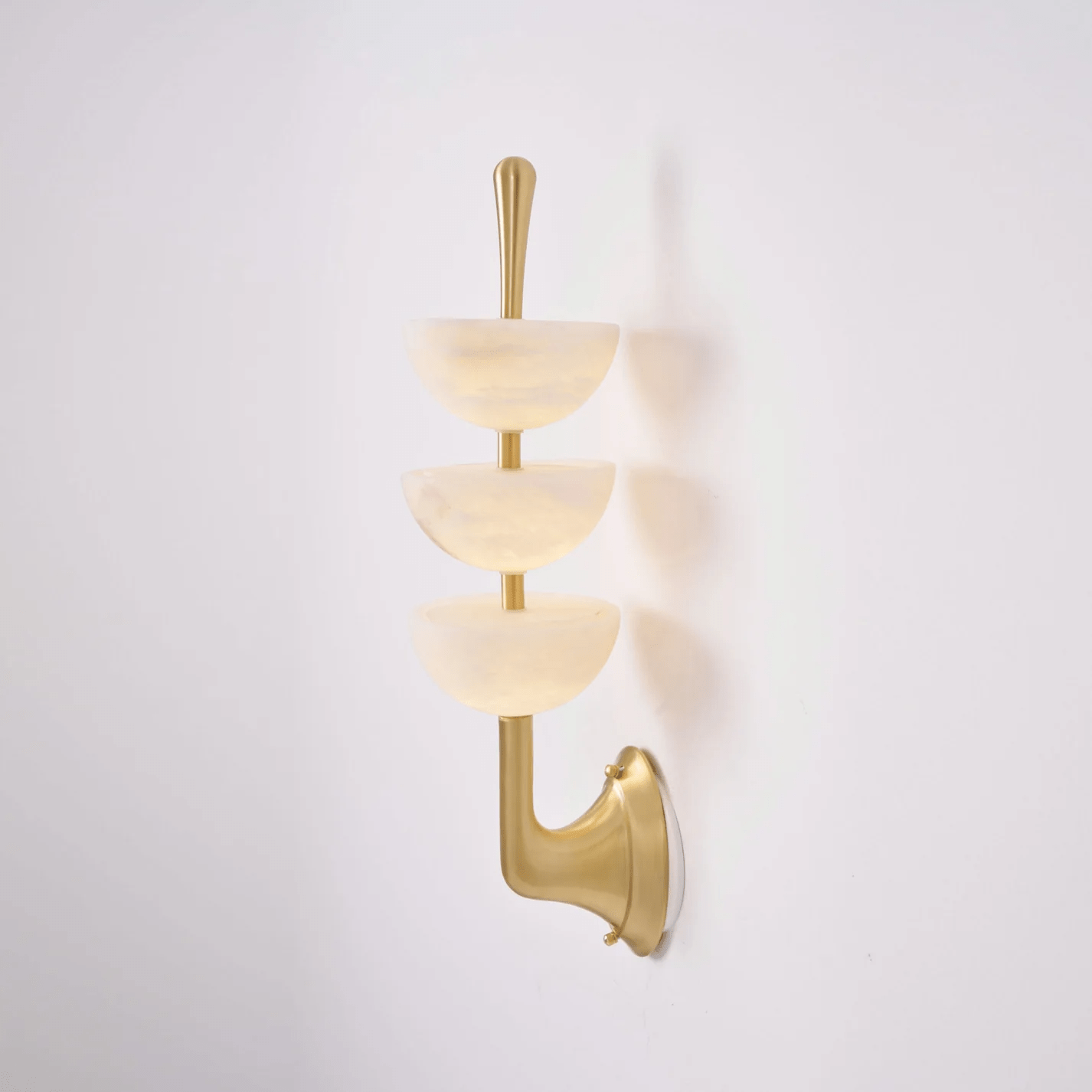 Ulmiraris Alabaster Wall Light-Neutral Decor