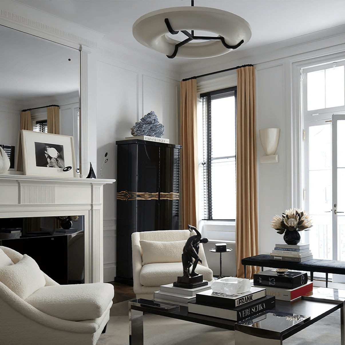 Uvare Alabaster Chandelier-Neutral Decor