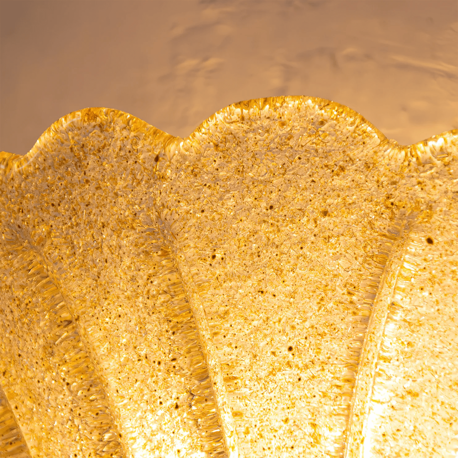 Aurora Wall Lamp Scallop Edge Textured Glass Elegant-Neutral Decor