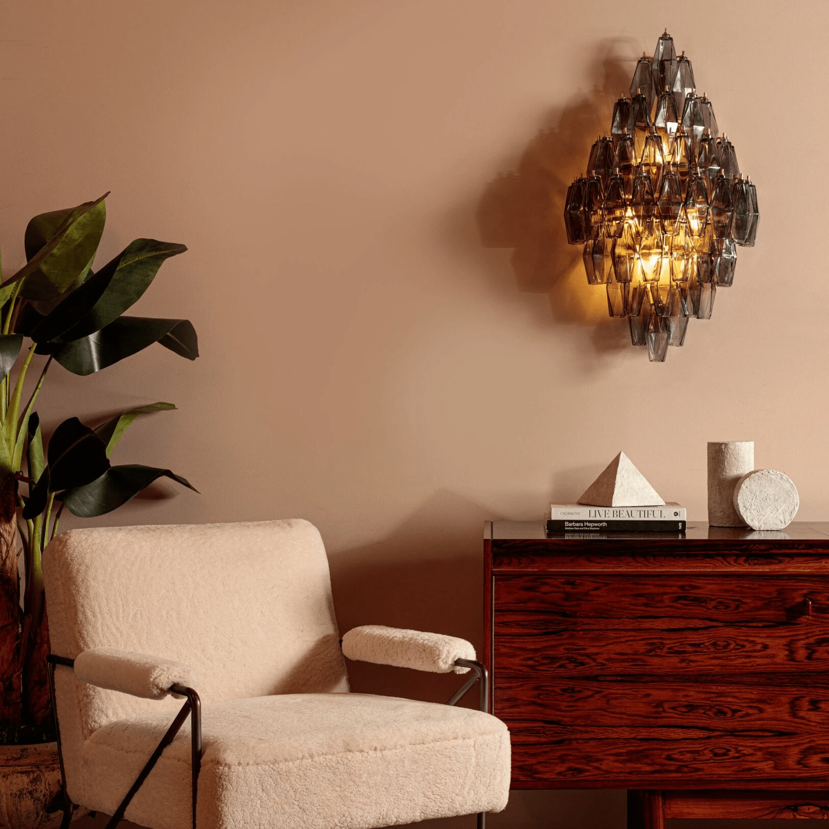 Aurora Wall Light Amber Diamond Polyhedron Vintage-Neutral Decor