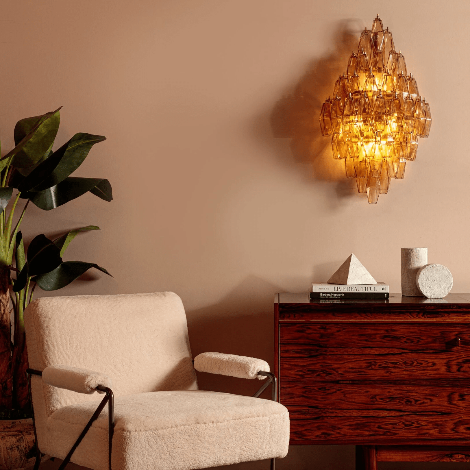 Aurora Wall Light Amber Diamond Polyhedron Vintage-Neutral Decor