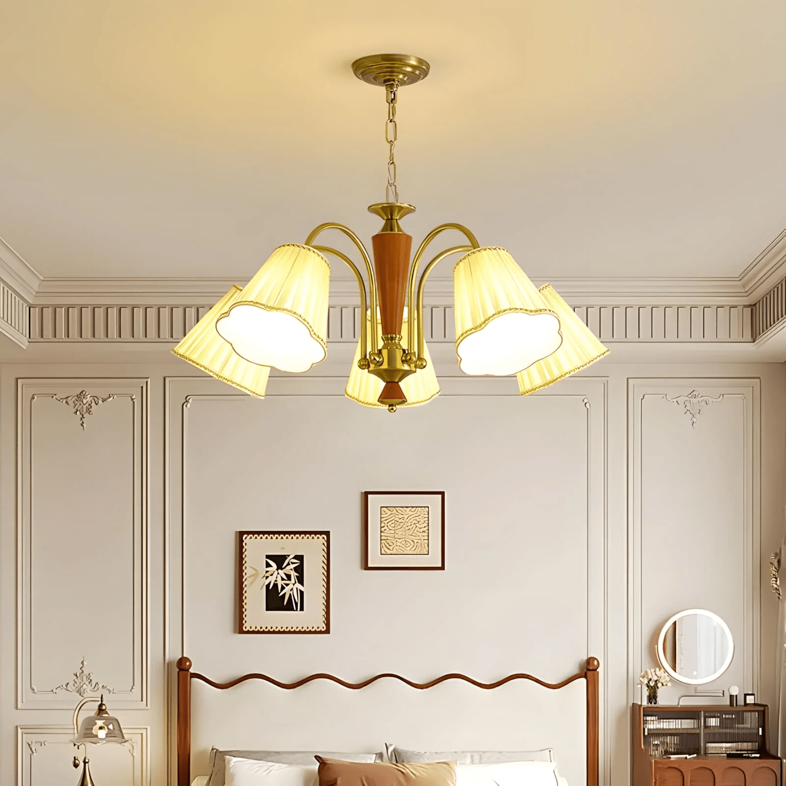 Elijh Vintage Chandelier-Neutral Decor
