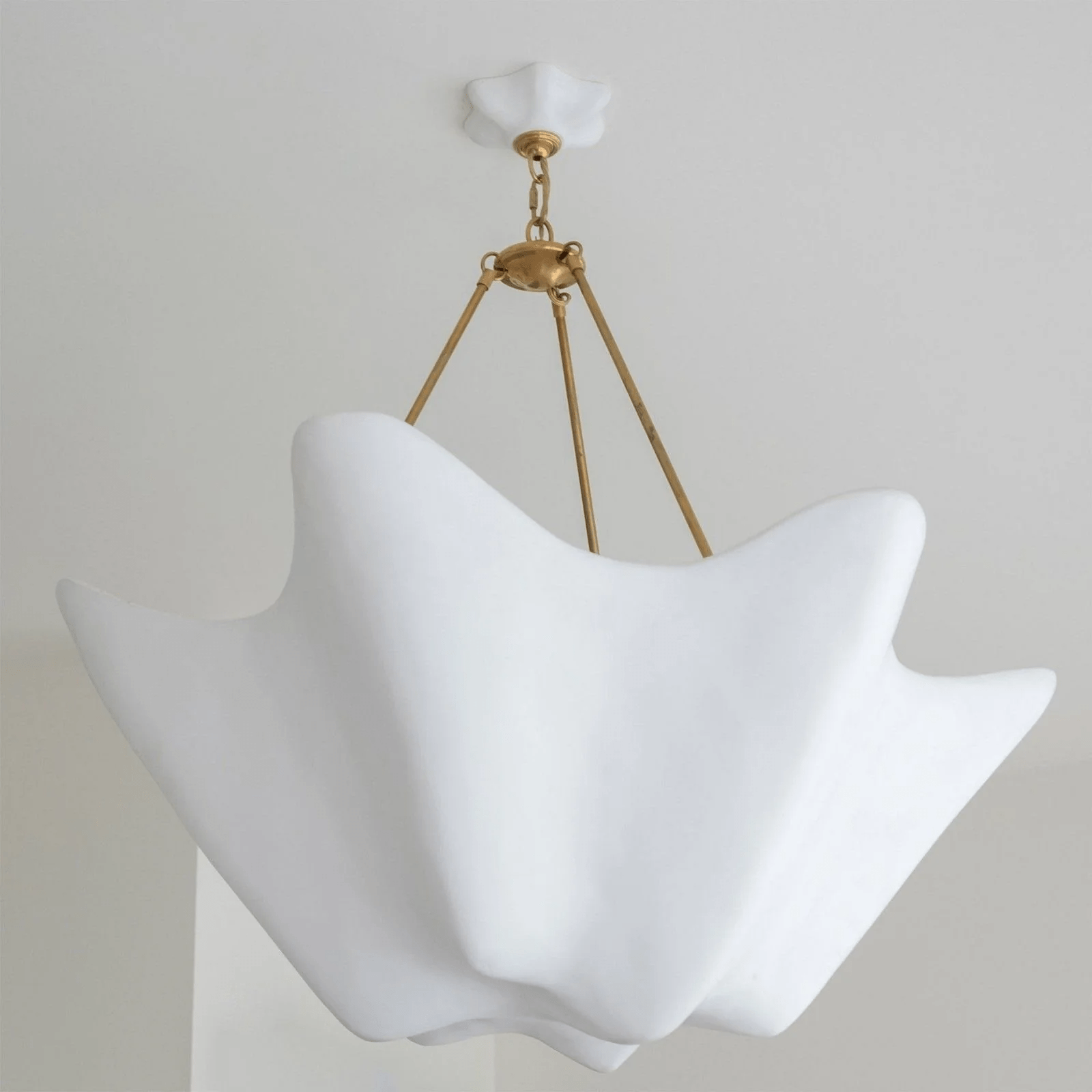 Emerson Modern Plaster Chandelier-Neutral Decor