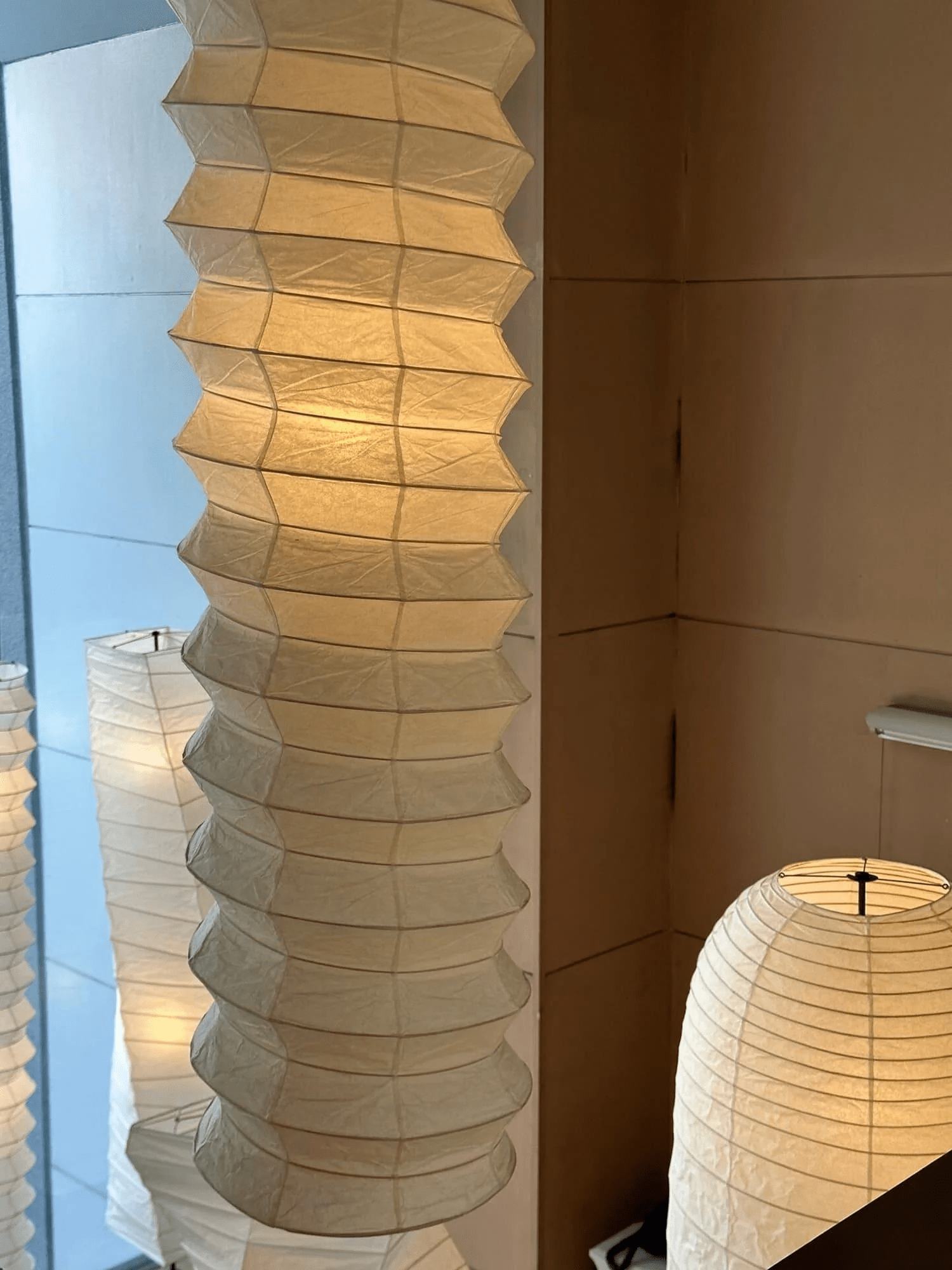 Alice Minimalist Paper Pendant Light-Neutral Decor