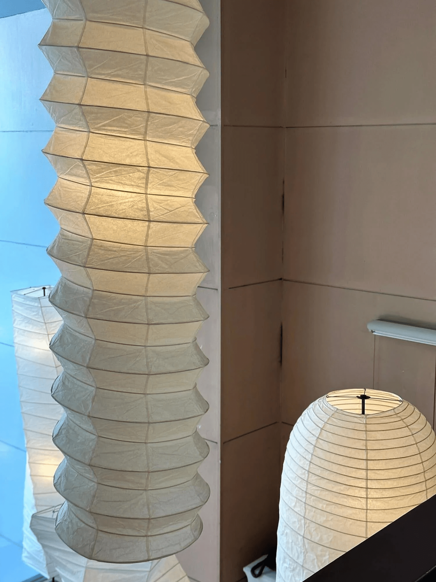 Alice Minimalist Paper Pendant Light-Neutral Decor