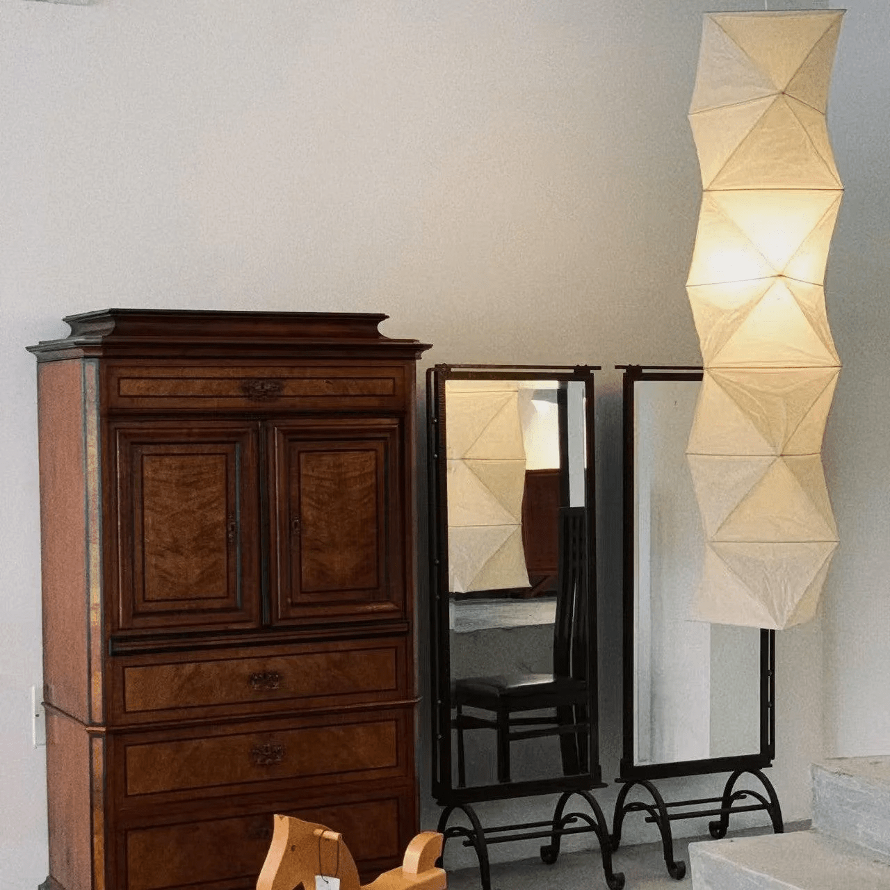 Jirso Minimalist Paper Pendant Light-Neutral Decor