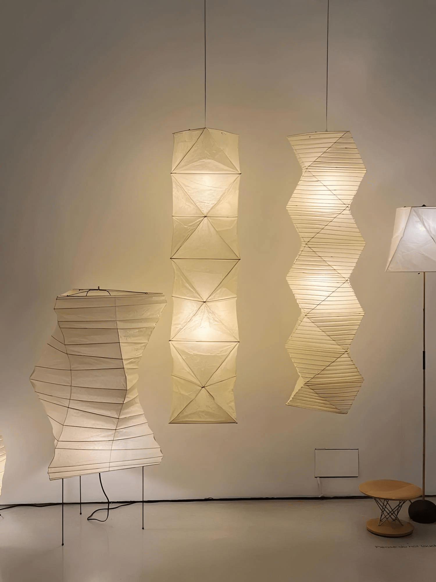 Jirso Minimalist Paper Pendant Light-Neutral Decor