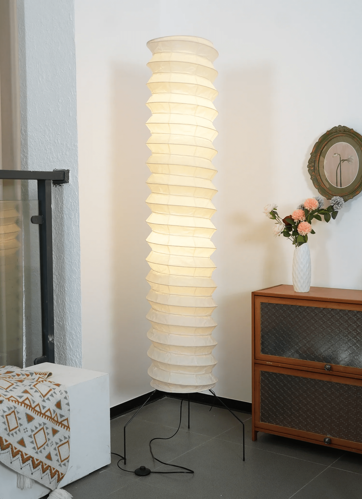 Clara Minimalist Rice Paper Floor Lamp-Neutral Decor