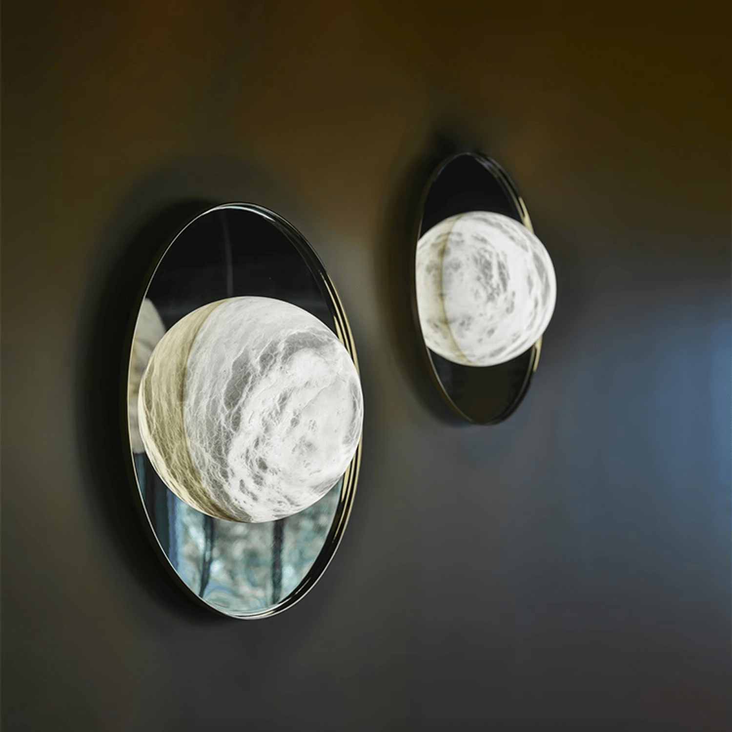 Lyra Modern Alabaster Wall Light-Neutral Decor