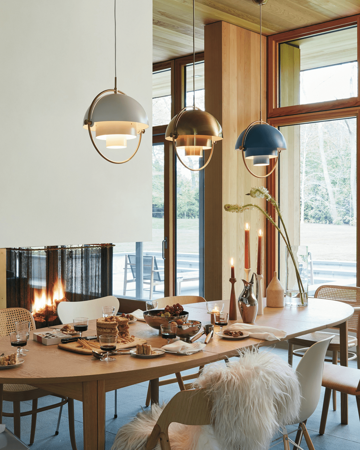 Lustra Pendant Lamp Deformed Ball Golden-Neutral Decor